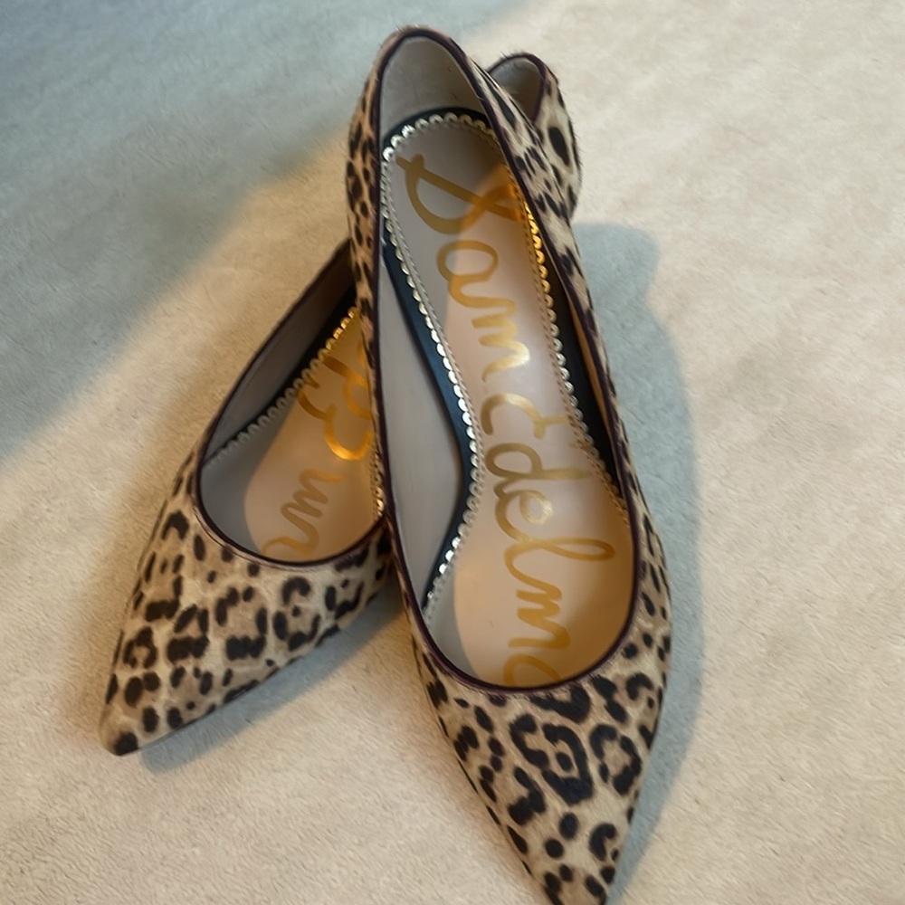 SAM EDELMAN brown and tan leopard calf hair kitten heel pumps size 8 1/2 w